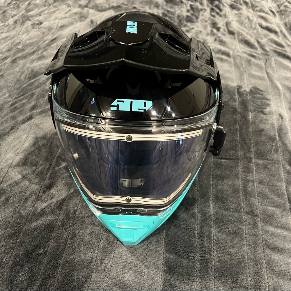 509 Delta R4 Ignite Helmet
Only worn twice 
Size: XL/XXL